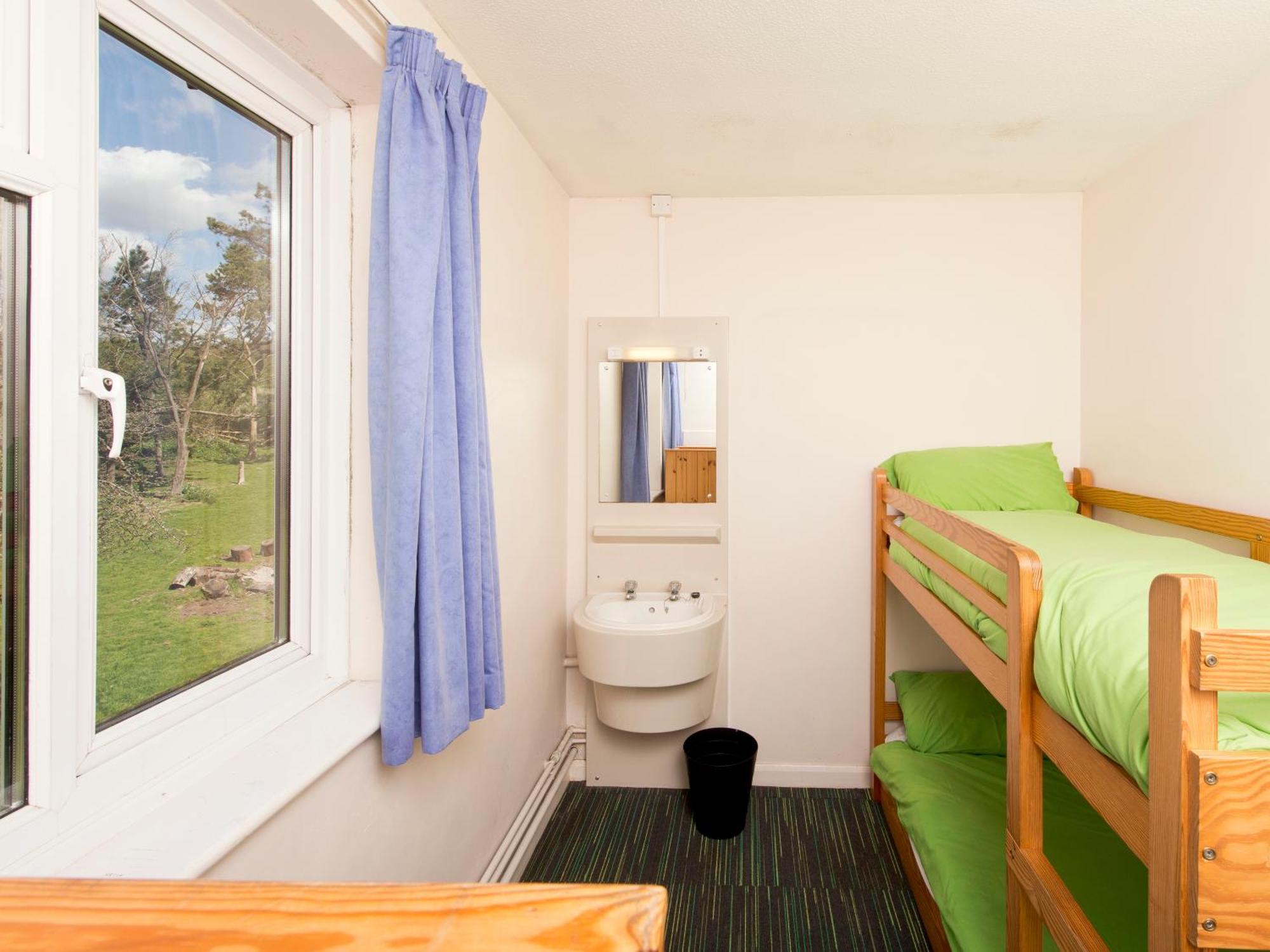 Yha Truleigh Hill Hostel Shoreham-by-Sea Bagian luar foto